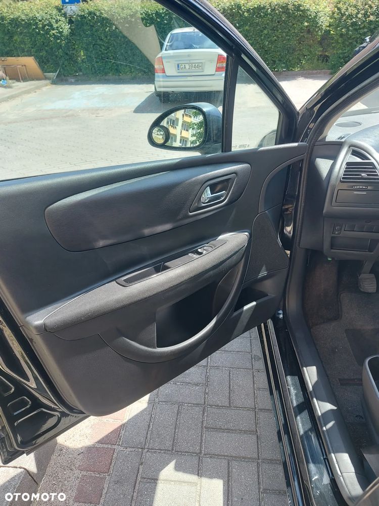 Citroën C4 1.6 HDi FAP Style - 15