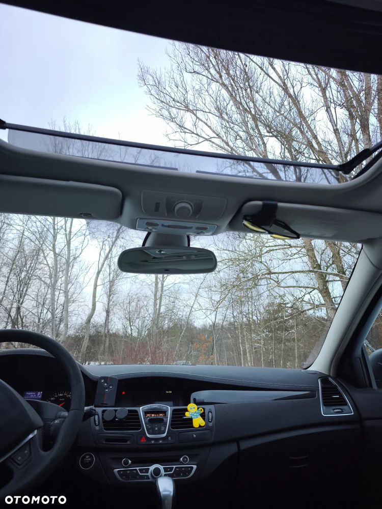 Renault Laguna 2.0 dCi Initiale - 23