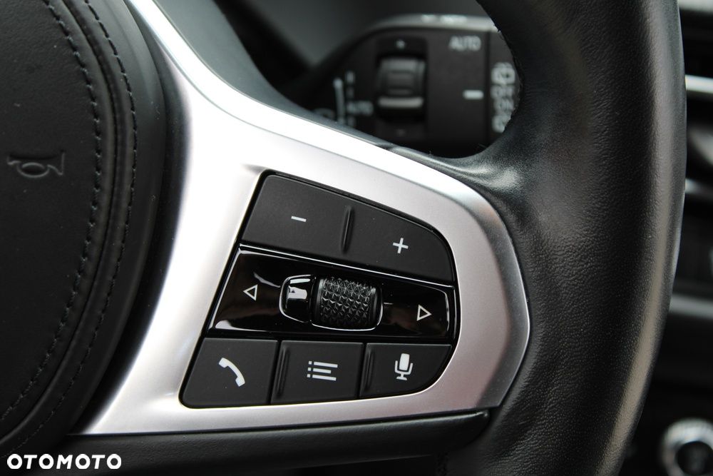 BMW Seria 1 120d xDrive Luxury Line - 27