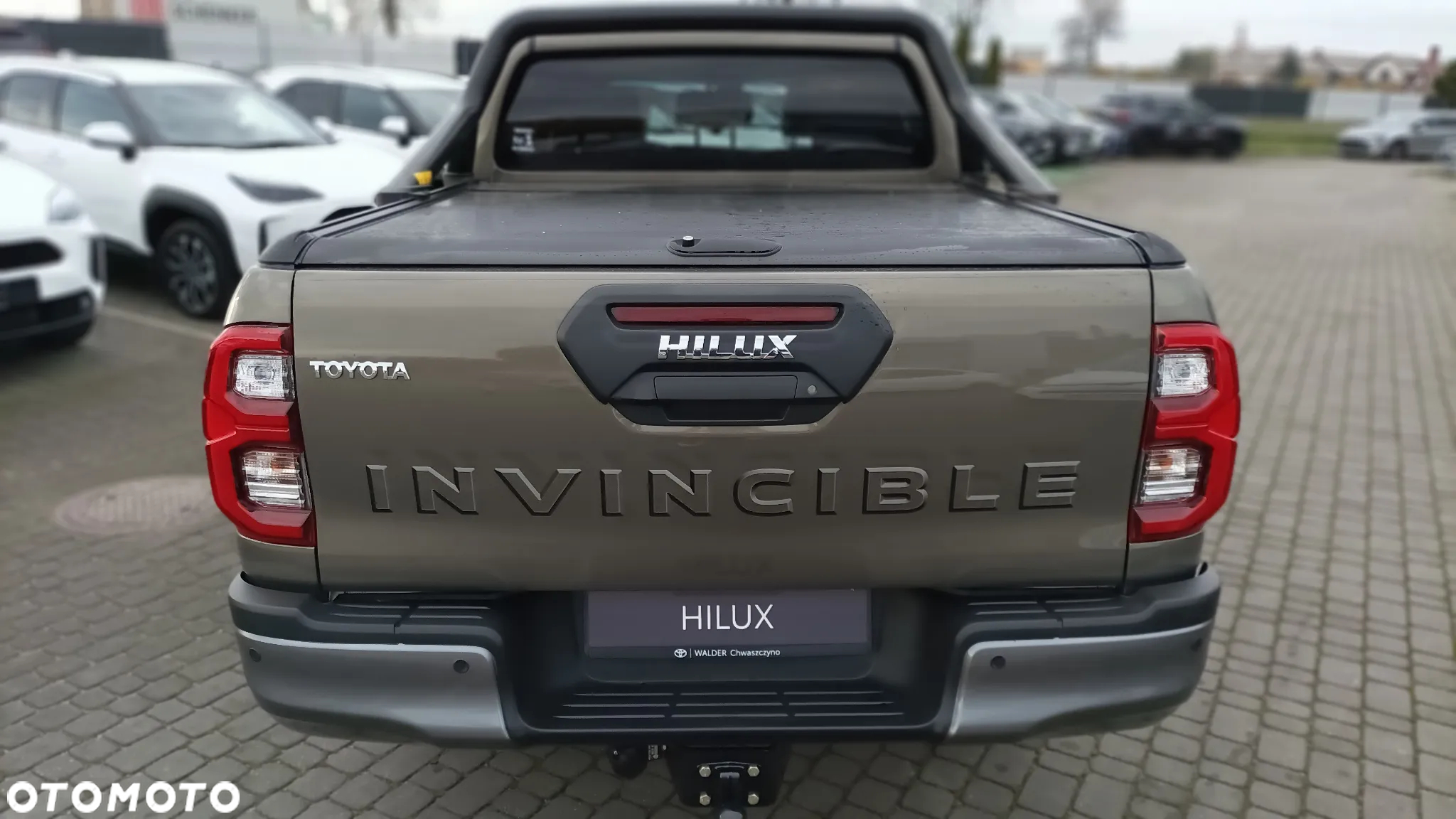 Toyota Hilux - 26