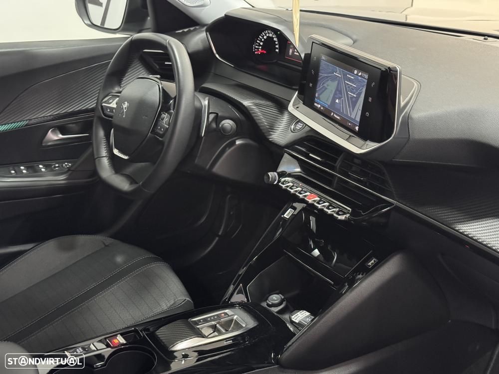 Peugeot 2008 PureTech 130 EAT8 Allure - 40