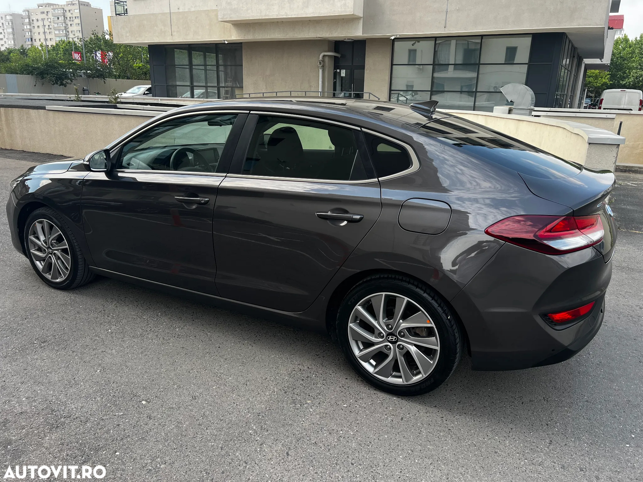 Hyundai i30 Fastback 1.4 T-GDi 140CP 5DR 7DCT Exclusive - 4