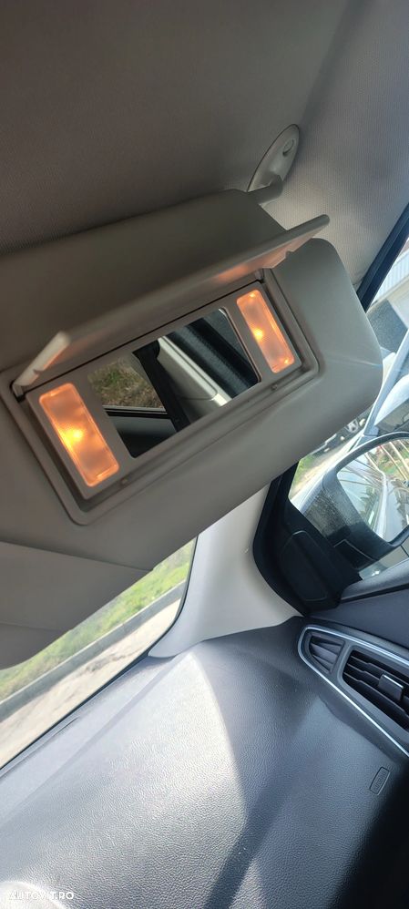 Ford Focus 1.6 TDCI DPF Trend - 16