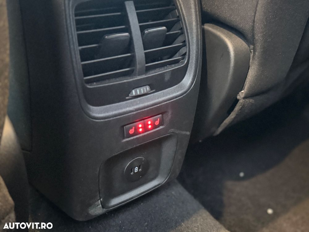 Ford Kuga 1.5 EcoBoost A8 FWD ST-Line - 12