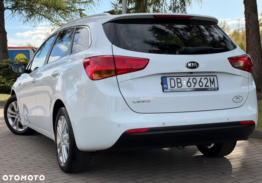 Kia Ceed 1.4 CVVT Dream Team Edition - 33