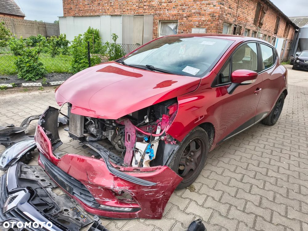 Renault Clio - 2