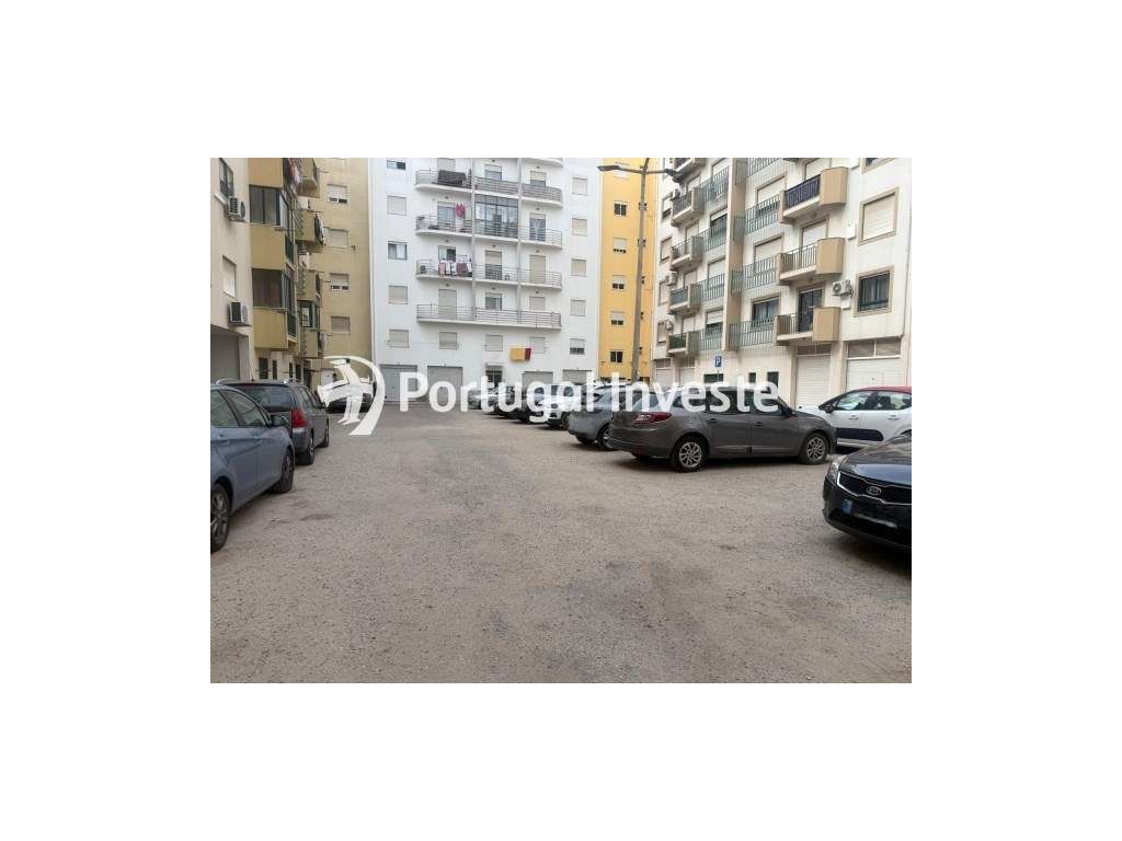 Excelente Garagem fechada - Bairro Afonso Costa - Grande imagem: 2/6