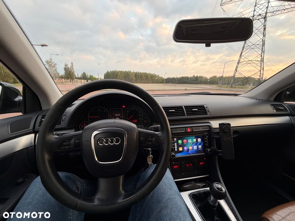 Audi A4 Avant 2.0 TDI DPF - 12