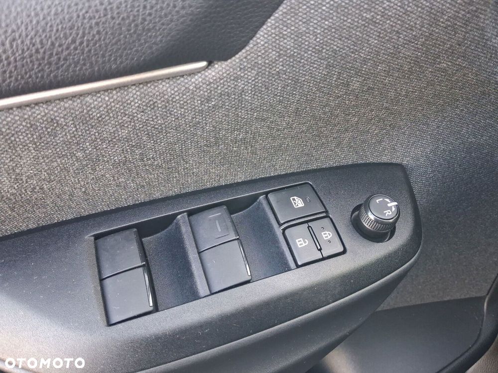Toyota Yaris Hybrid 1.5 Comfort - 22
