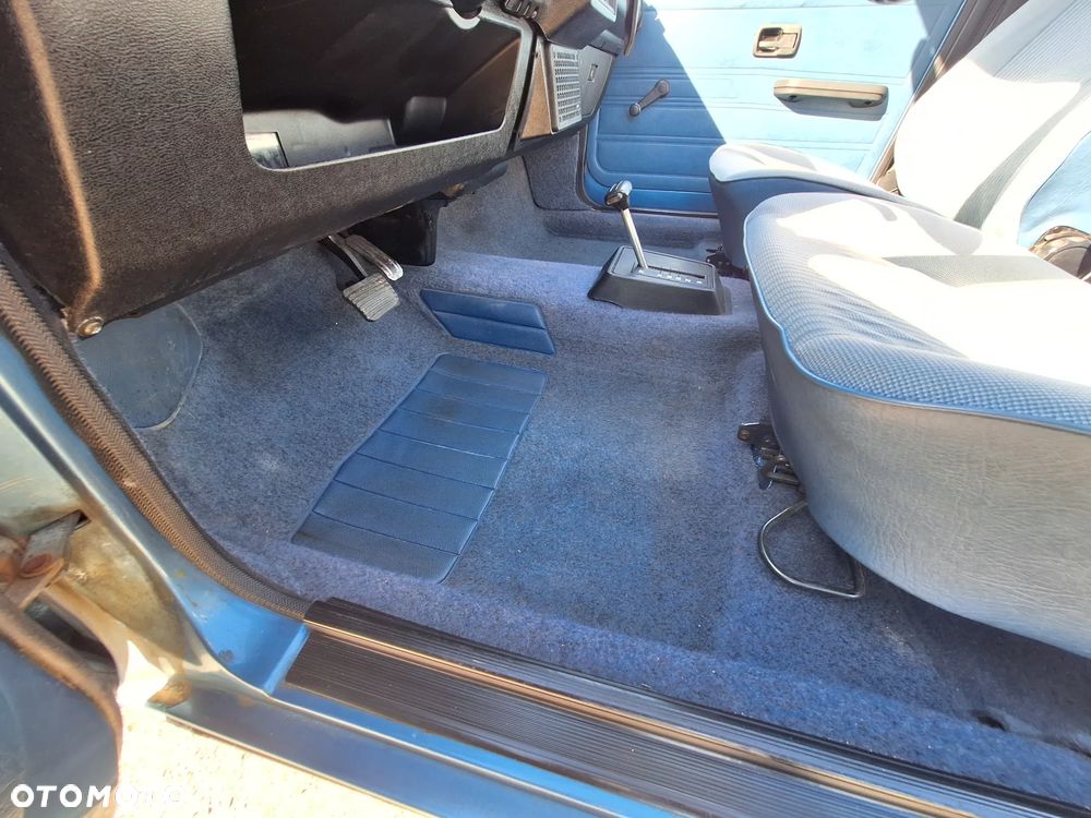Volkswagen Golf - 18