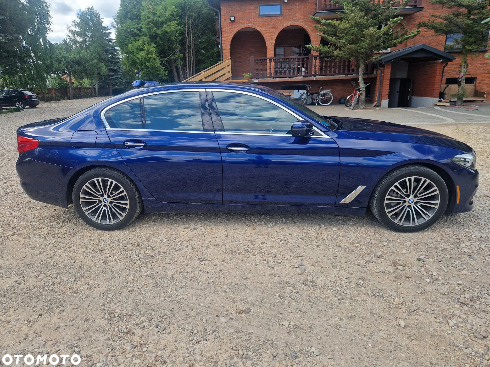 BMW Seria 5 530i xDrive Sport Line sport - 3