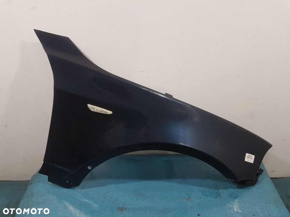 BMW X3 E83 LIFT BŁOTNIK PRZÓD PRAWY MONACO BLAU - 1