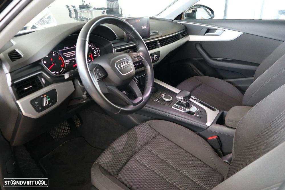 Audi A4 Avant 2.0 TDI S tronic - 9