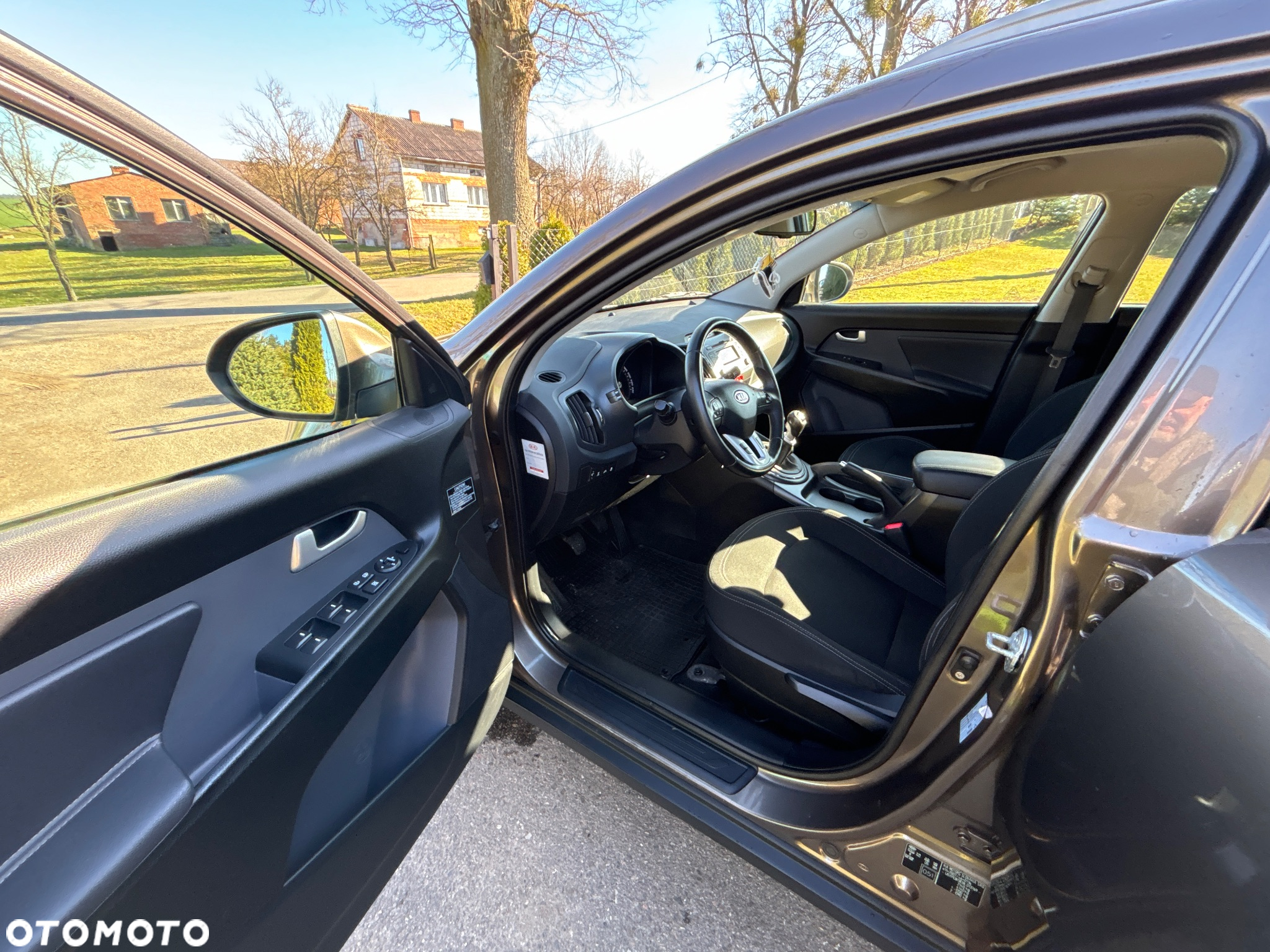 Kia Sportage 2.0 CRDI 4WD Attract - 13