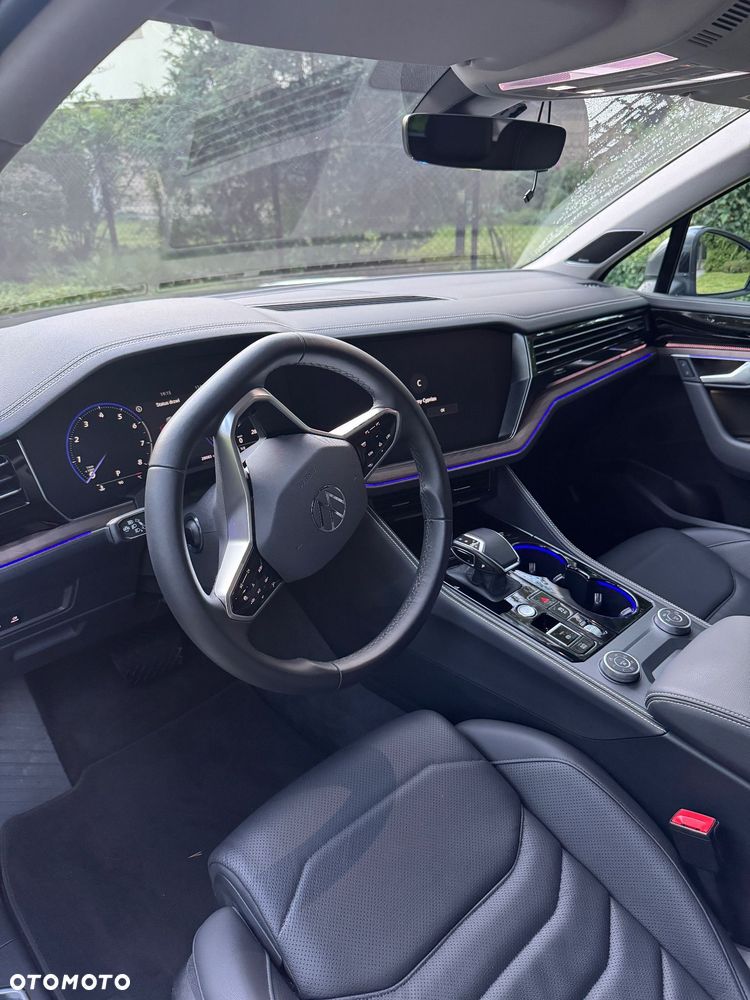Volkswagen Touareg 3.0 V6 TFSI 4Motion Elegance - 3