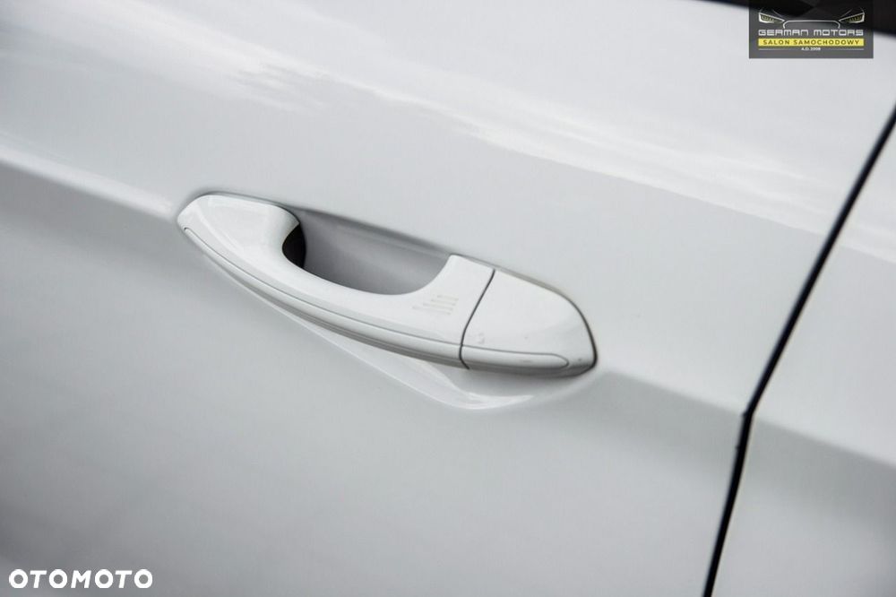 Ford S-Max - 17