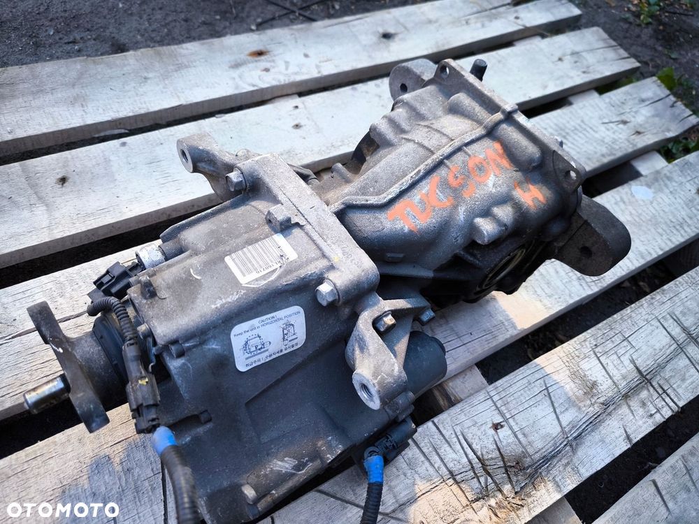 KIA SPORTAGE IV HYUNDAI TUCSON II III MOST TYLNY