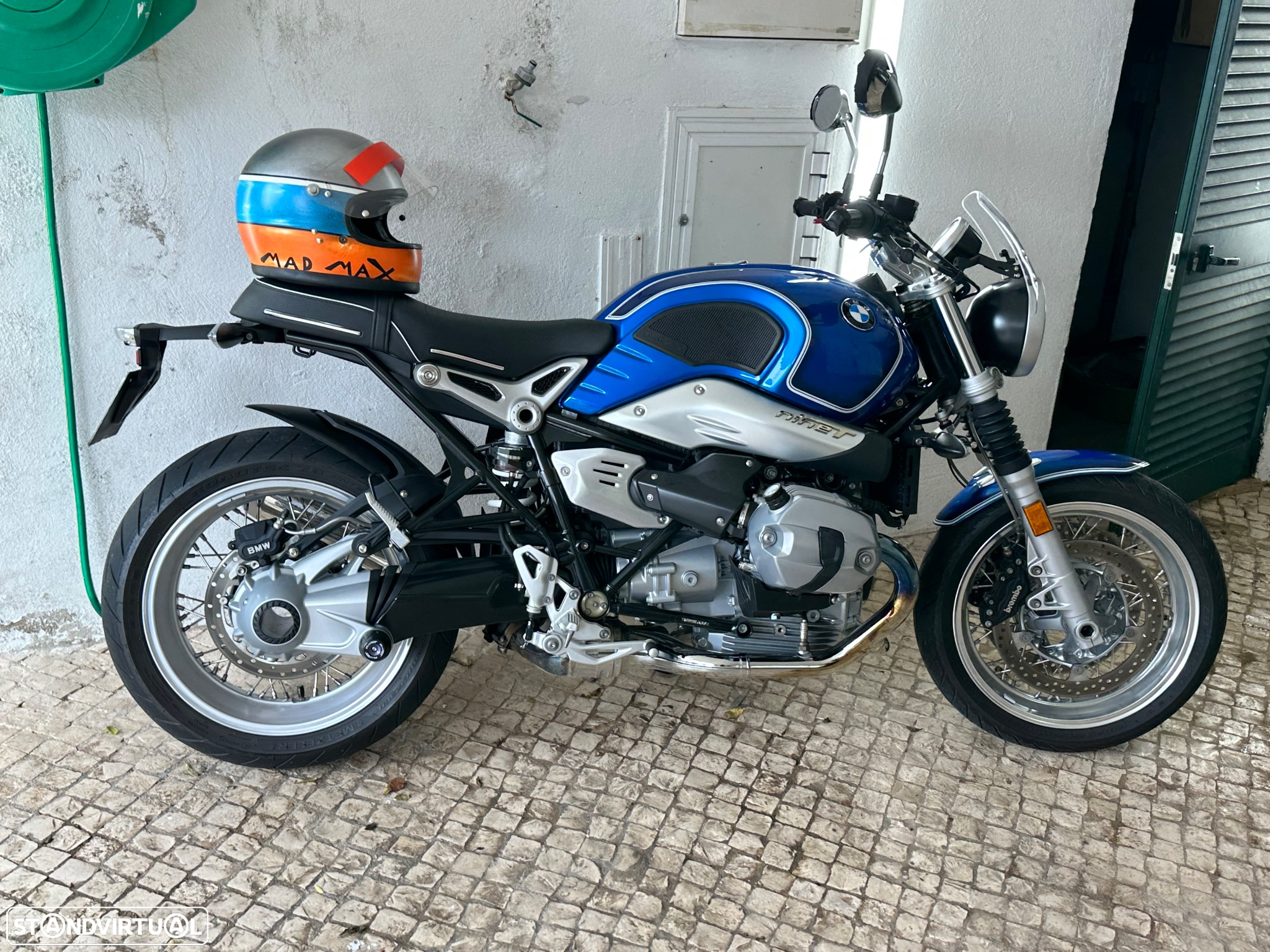 BMW R nineT - 6