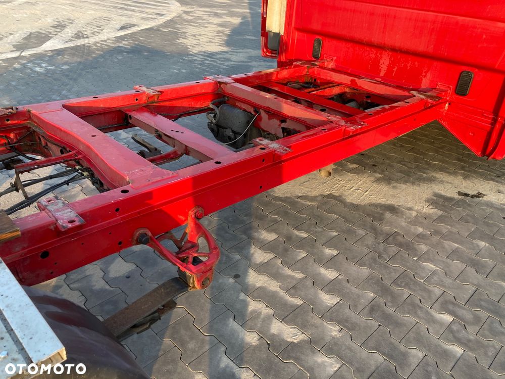 Mercedes-Benz Sprinter - 15