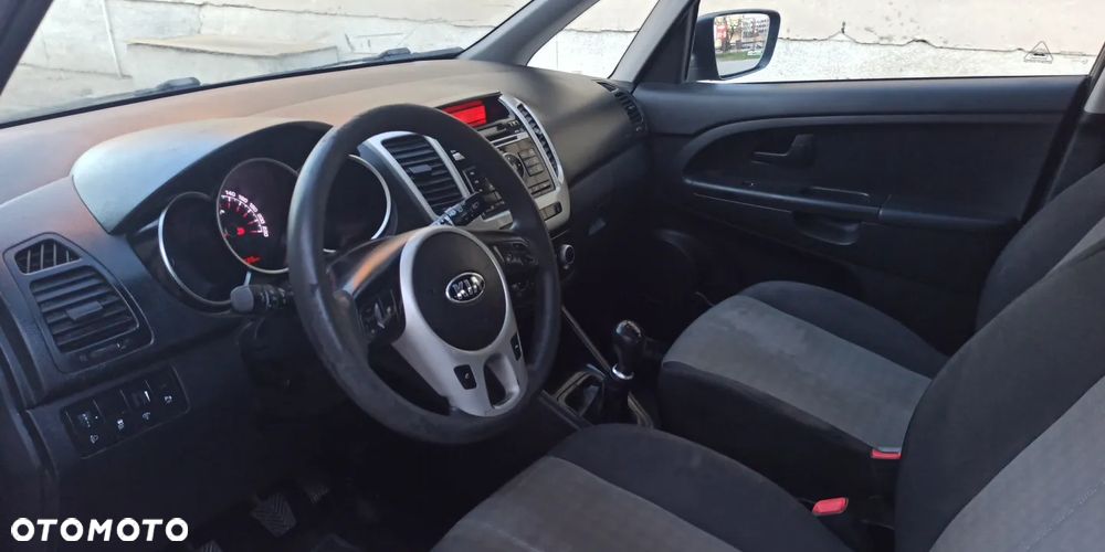 Kia Venga 1.4 CVVT ISG Dream Team Edition - 21