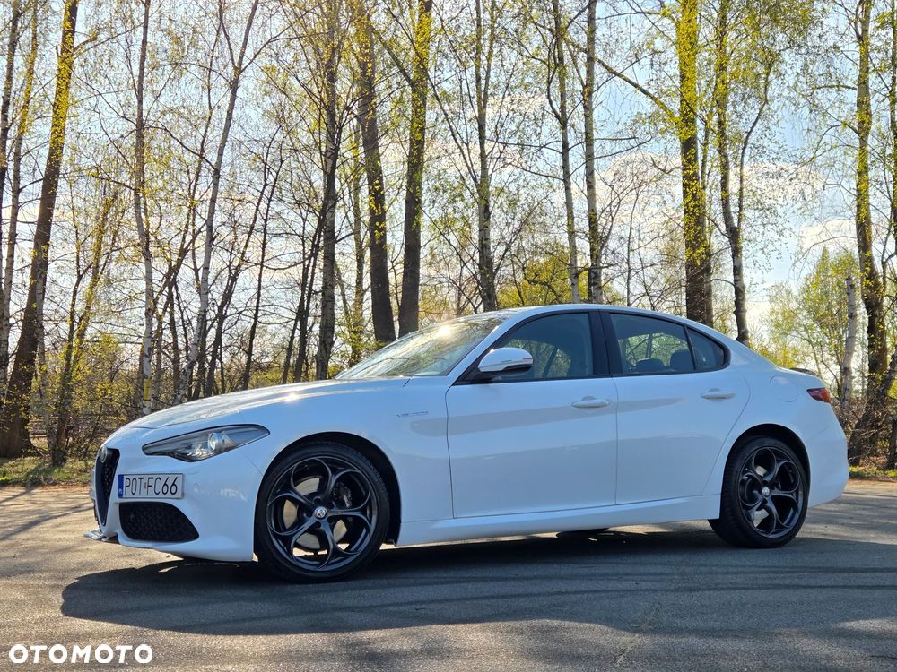 Alfa Romeo Giulia 2.2 AT8-Q4 Veloce - 10
