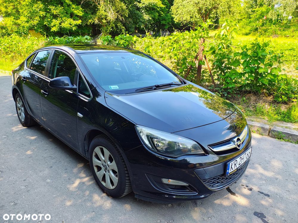 Opel Astra 1.4 T EU6 - 3