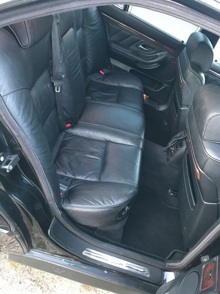BMW Seria 7 750i - 15