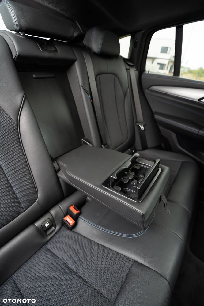 BMW X4 - 34