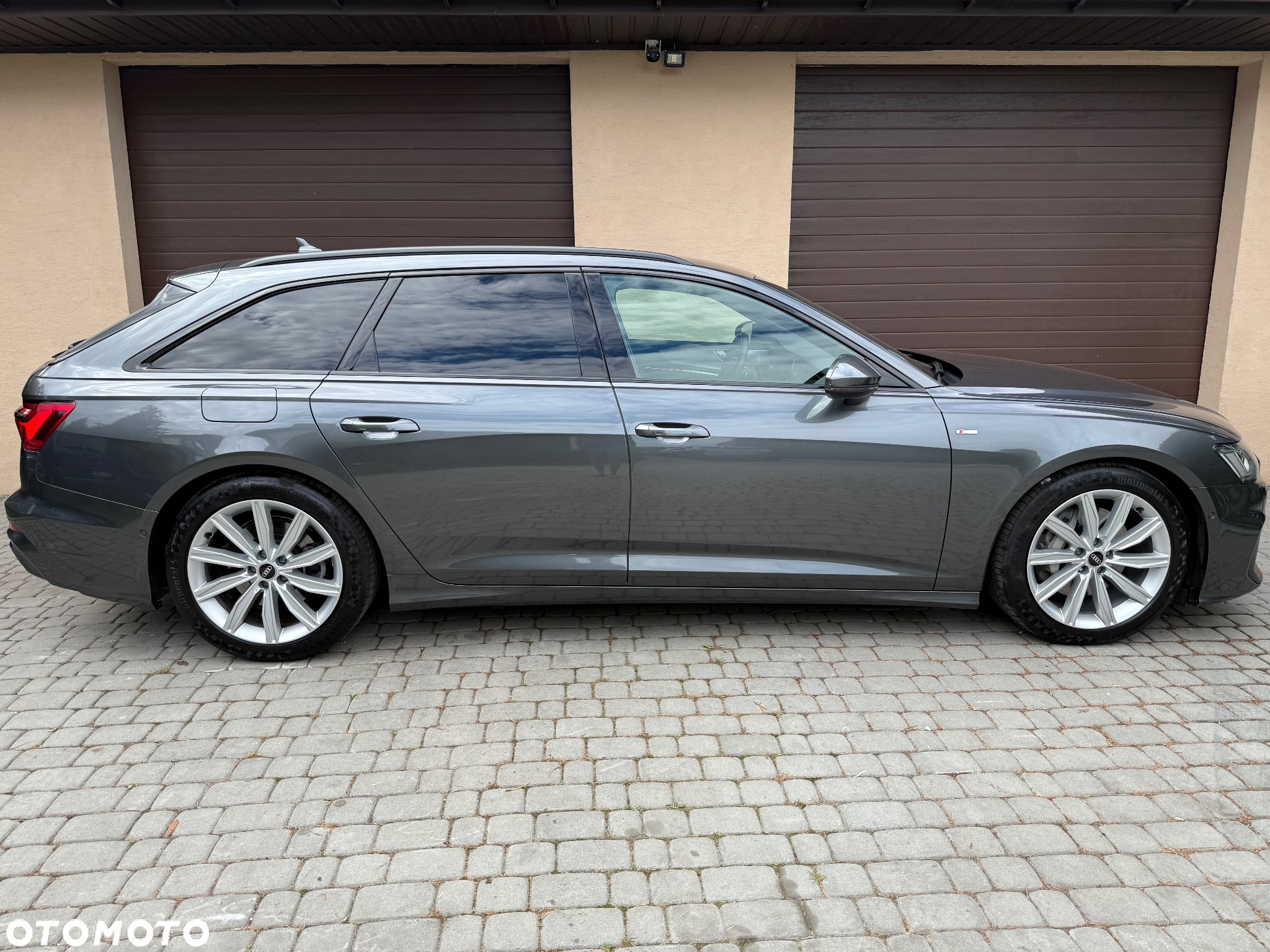 Audi A6 - 12