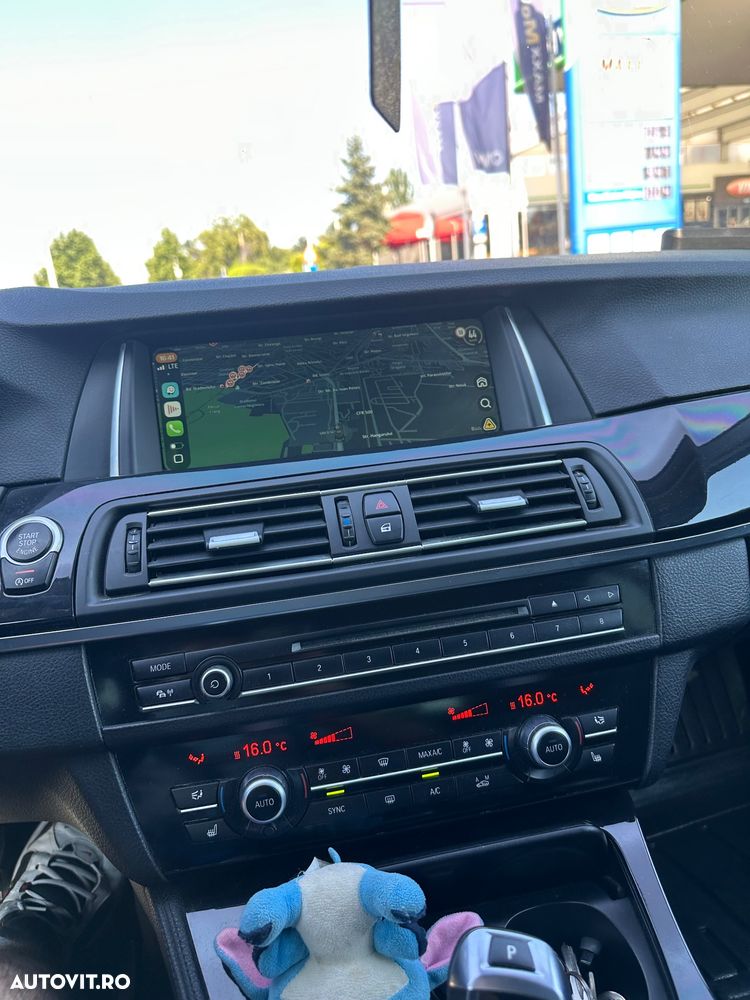 BMW Seria 5 520d - 7