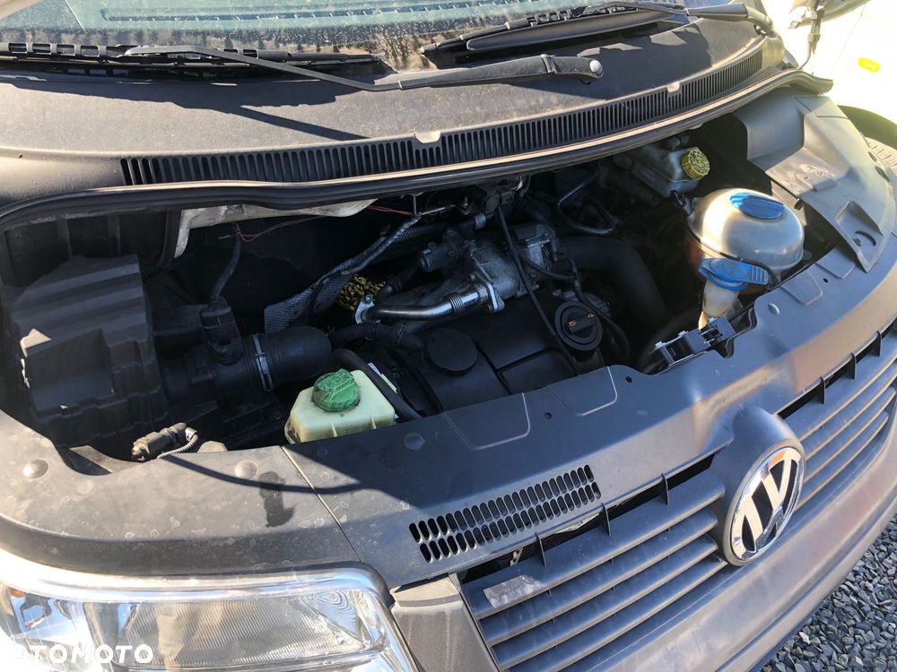 Volkswagen Transporter - 25