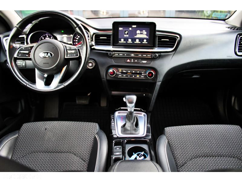 Kia Ceed 1.6 CRDi mHEV L DCT - 12