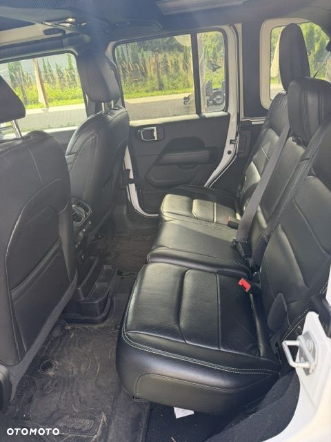 Jeep Wrangler Unlimited GME 2.0 Turbo Sahara - 8