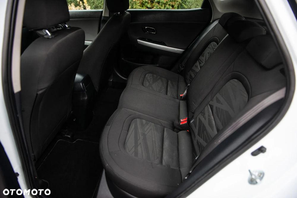 Kia Ceed 1.4 CVVT Vision - 30