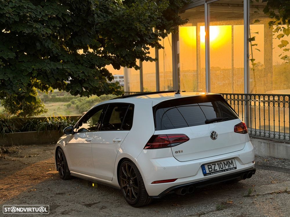 VW Golf GTI 2.0 TSI OPF DSG Performance - 6