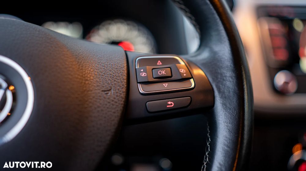 Volkswagen Tiguan 2.0 TDI DPF 4Motion BlueMotion Technology DSG Sport & Style - 27