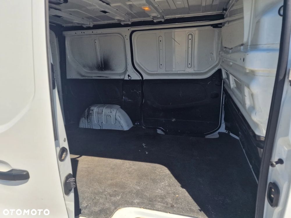Opel Vivaro-B - 22
