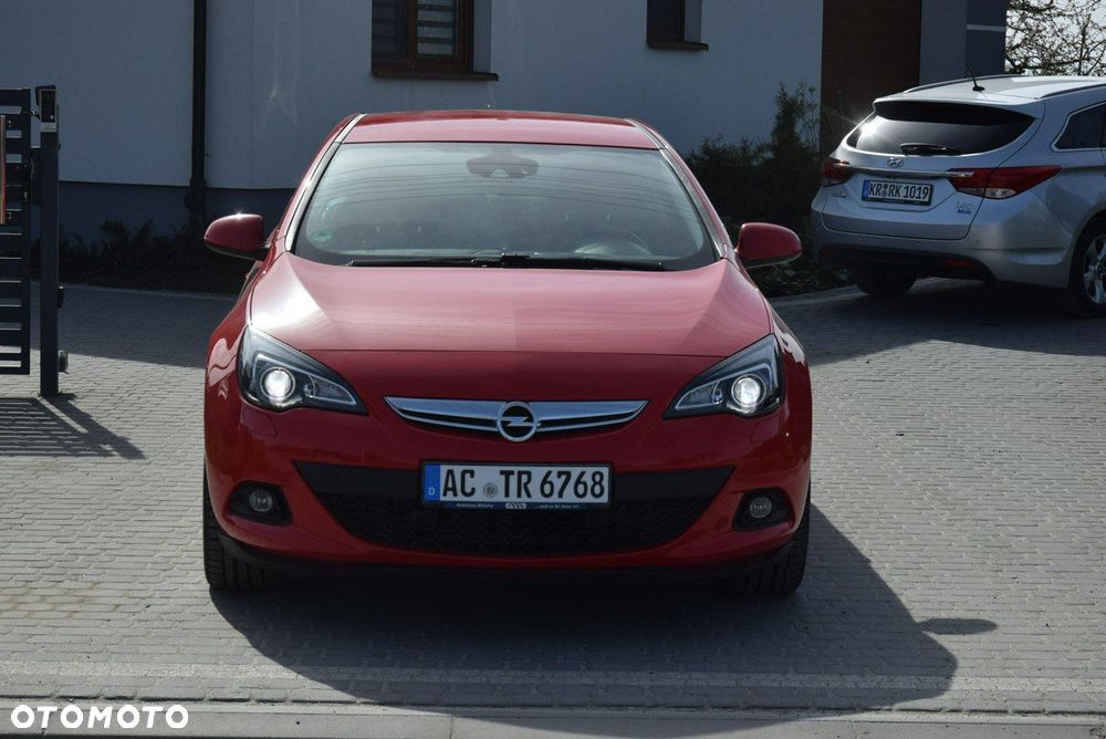 Opel Astra 1.6 Turbo Innovation - 2
