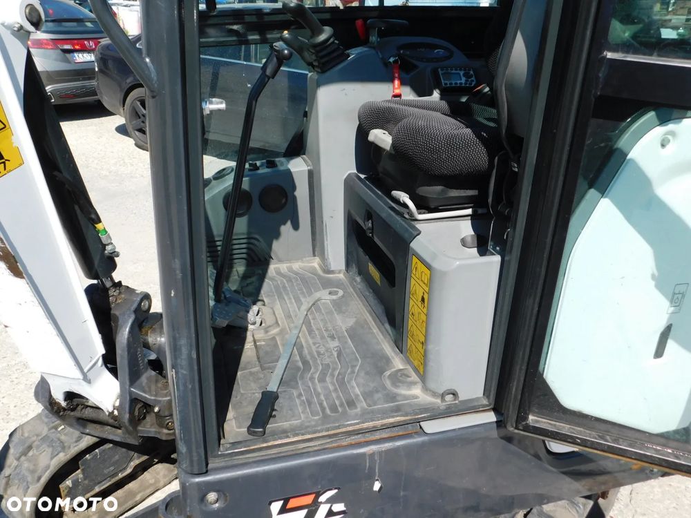 Bobcat E19 tylko 690 MTG ! 3 łyzki w tym hydrauliczna - 12