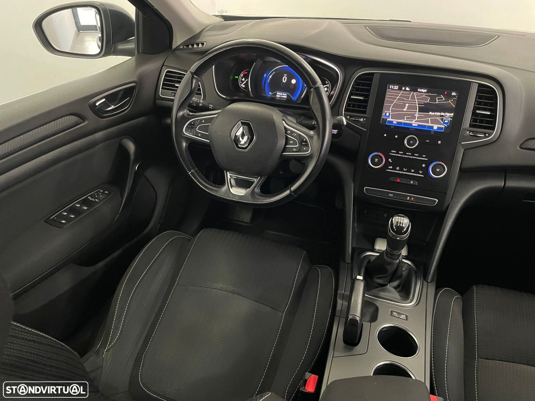 Renault Mégane Sport Tourer 1.5 dCi Dynamique S SS - 22