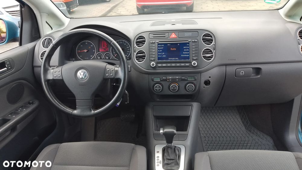Volkswagen Golf Plus 1.9 TDI DPF DSG Comfortline - 8