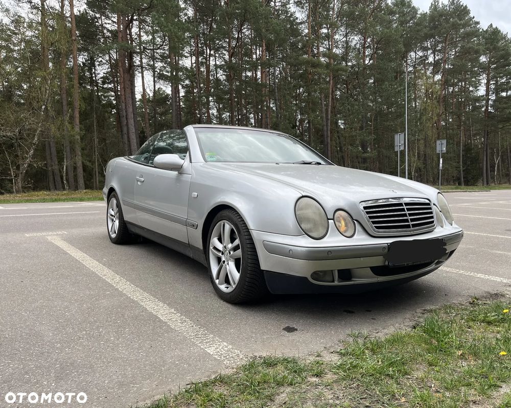 Mercedes-Benz CLK - 3