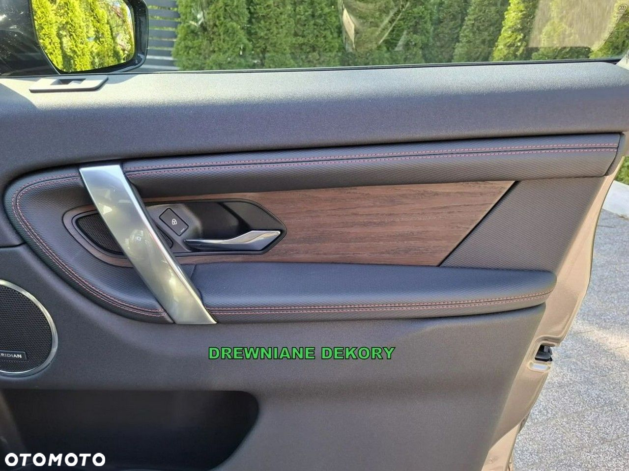 Land Rover Discovery Sport D200 Dynamic HSE - 28