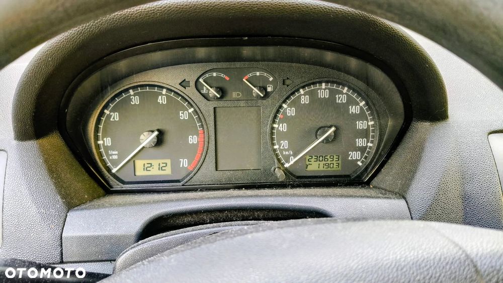 Skoda Fabia - 4
