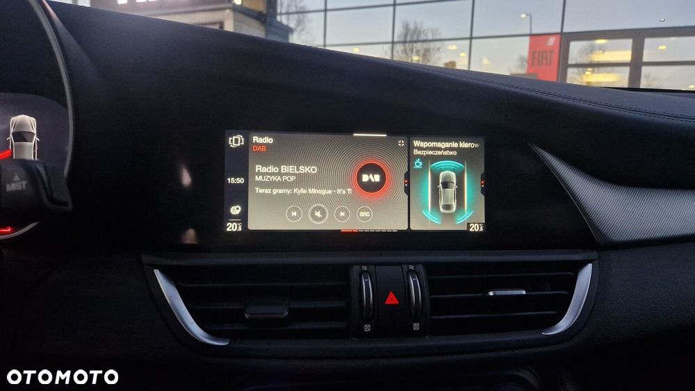 Alfa Romeo Giulia 2.0 Turbo Veloce Q4 - 25