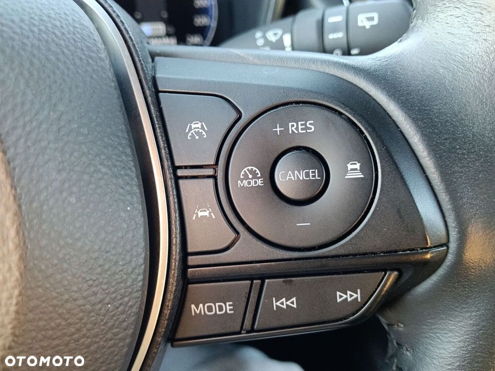 Toyota Corolla 1.8 Hybrid Style - 18