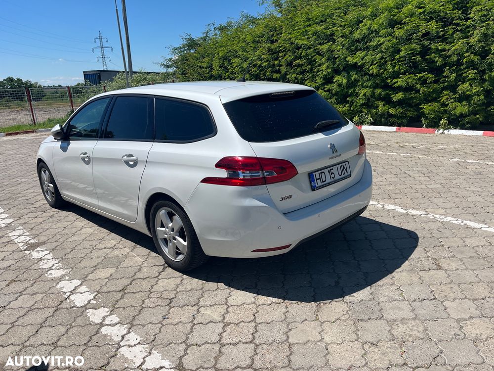 Peugeot 308 - 3