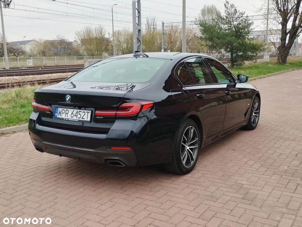 BMW Seria 5 520d xDrive MHEV M Sport sport - 3