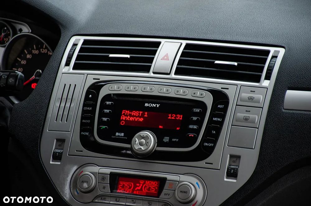 Ford C-MAX 2.0 TDCi Titanium - 37