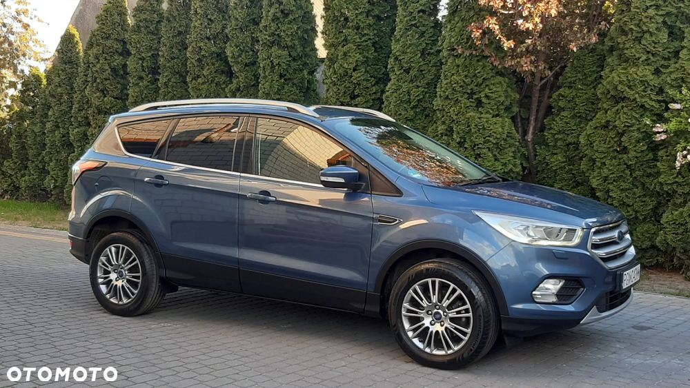 Ford Kuga 1.5 EcoBoost 2x4 Titanium - 10